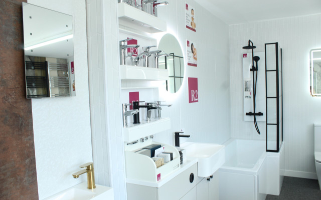 Bathroom Showroom14